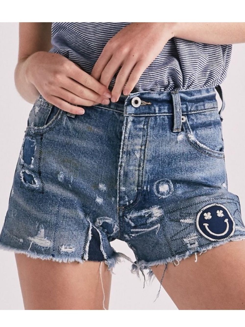 Lucky Brand A-Line Vintage Short in Bexar Smiley Face Size 4